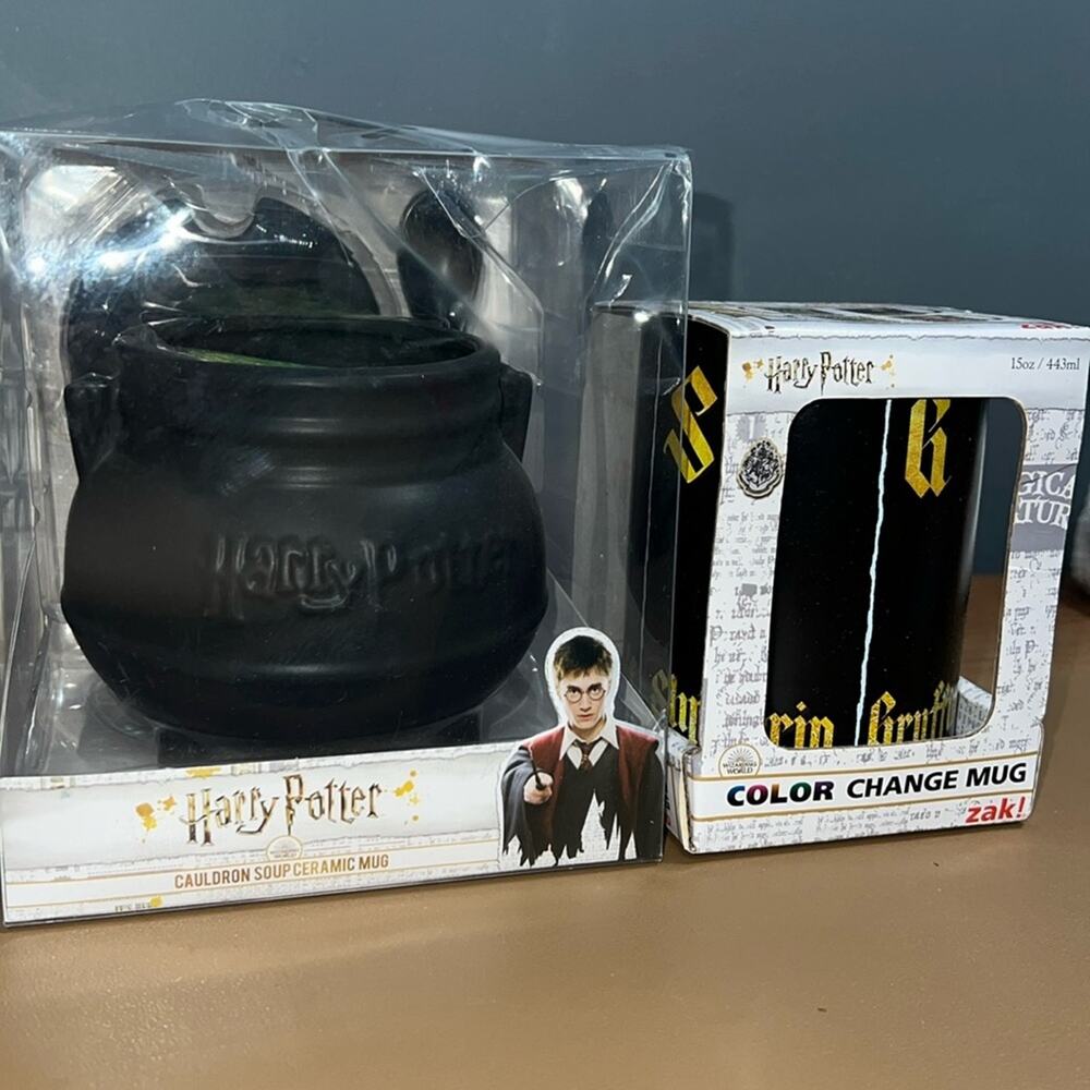 Harry Potter cauldron soup ceramic mug with lid & spoon & color changing mug NWB